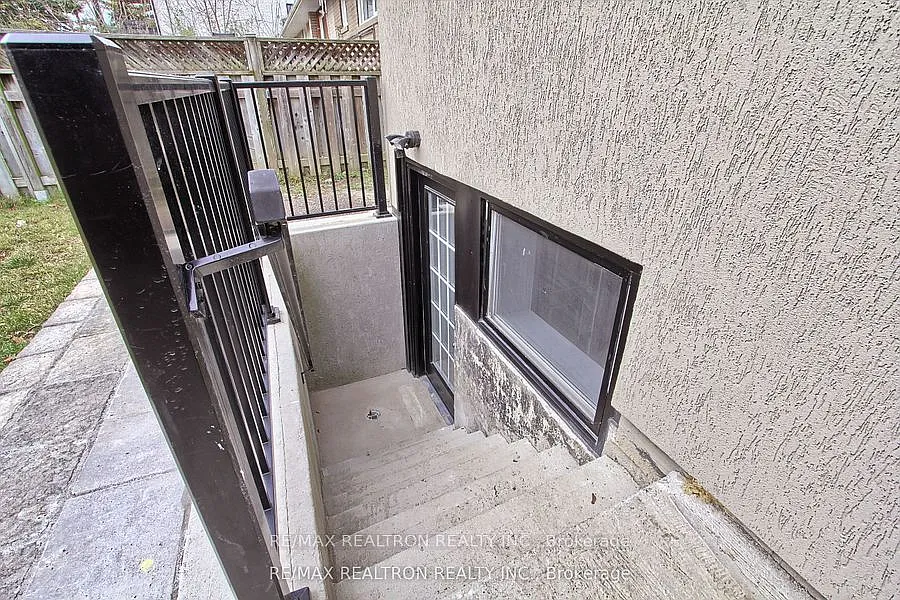 1 bed, $2,100 — Photo 3