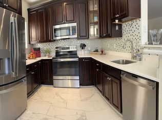 1550 Spring Gate Dr UNIT 8415, Mc Lean, VA 22102