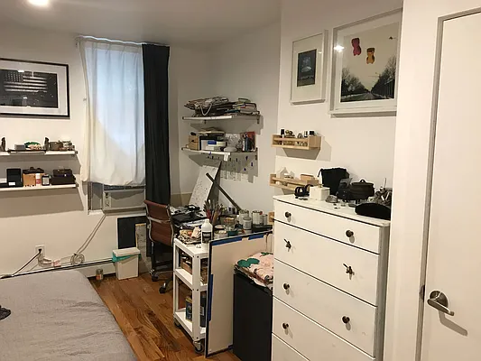 Rented by Premier Metro Realty Corp | media 22