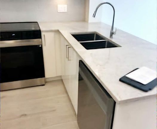 2nd image of 5504 Brydon Cres #309