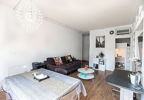 4th image of 99 Battery Pl APT 15A