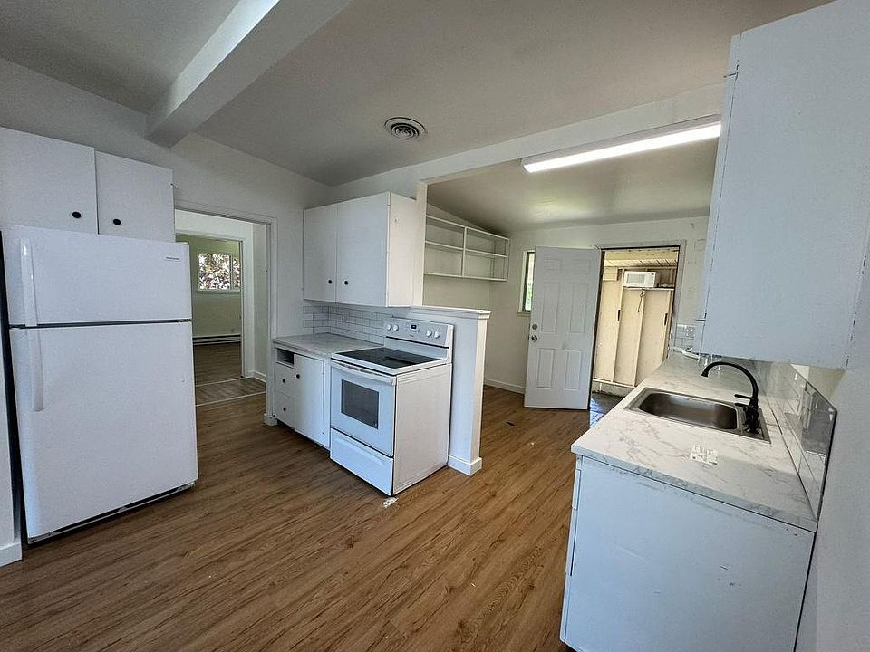 1st image of 405-407 SW Washington Ave