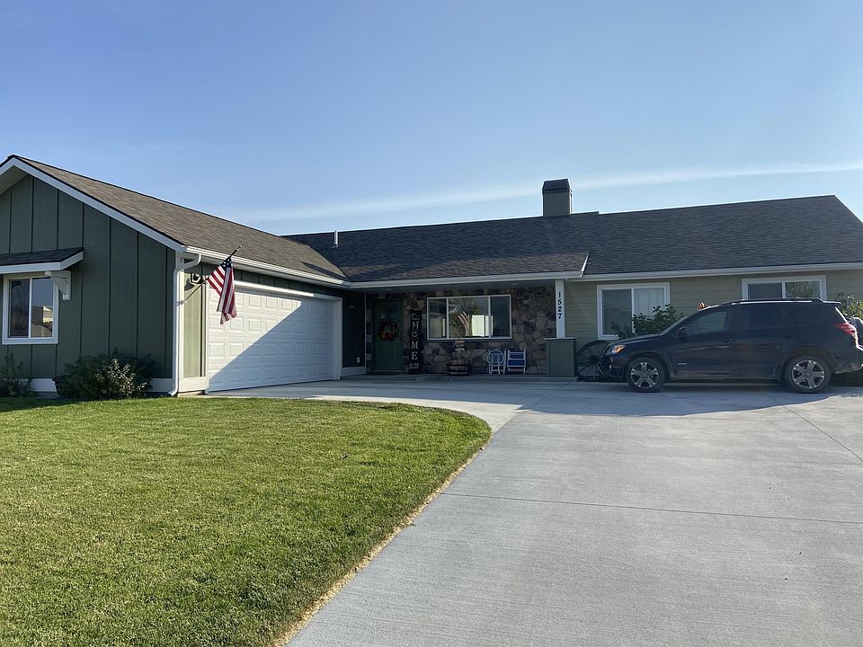 1st image of 1527 Powers Blvd