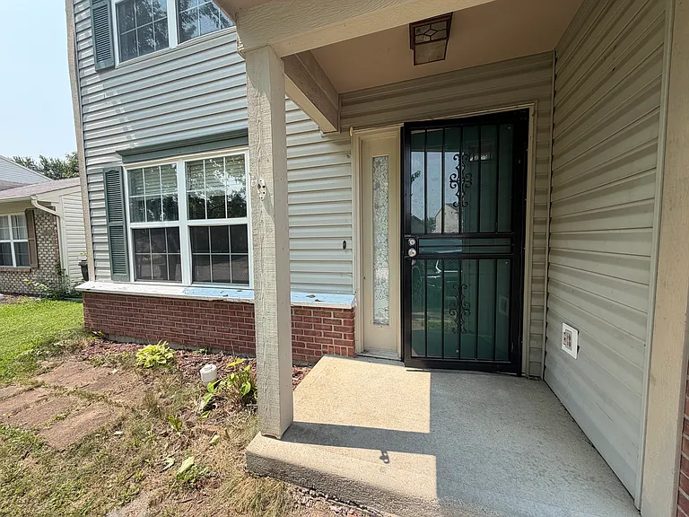 1420 Blue Brook Way — Photo 3