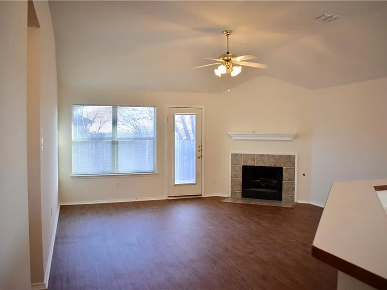 1000 Salt Creek Trl — Photo 28