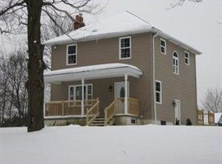 423 Sunset Dr, Butler, PA 16001