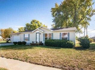 207 8th St, Columbus, NE 68601