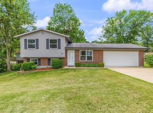1088 Sunridge Trl N, Pevely, MO 63070