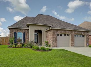 105 Arrowwood Rd, Youngsville, LA 70592