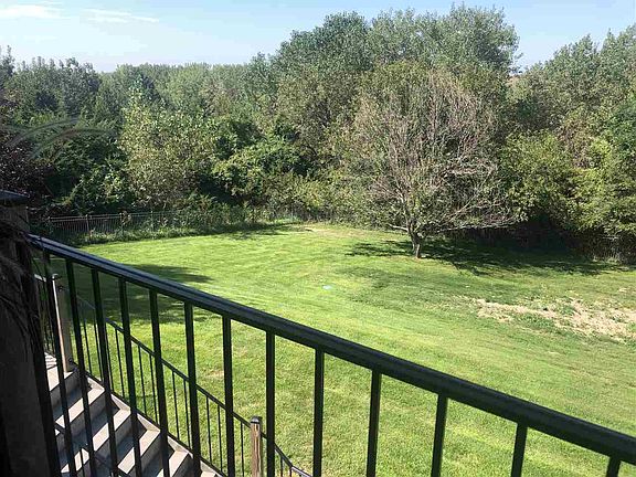 4th image of 44 Lakeside Dr