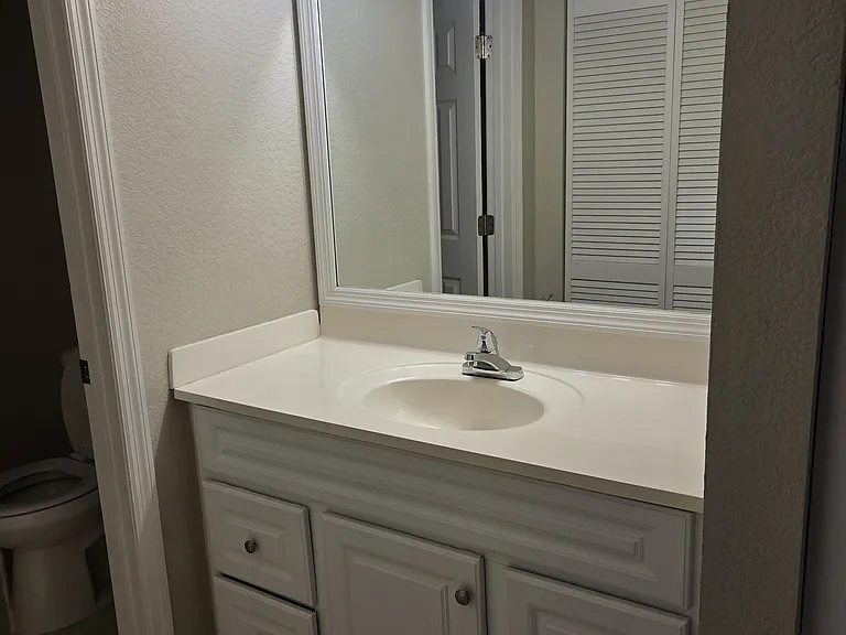 1503 SE Royal Green Cir — Photo 5