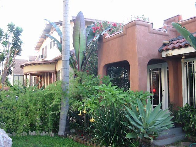 1st image of 1138 Poinsettia Dr