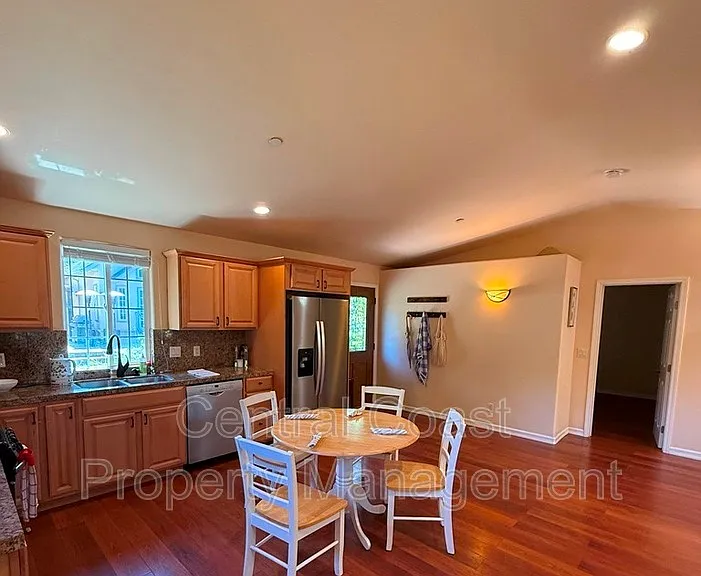 540 Evergreen Rd #ADU — Photo 8