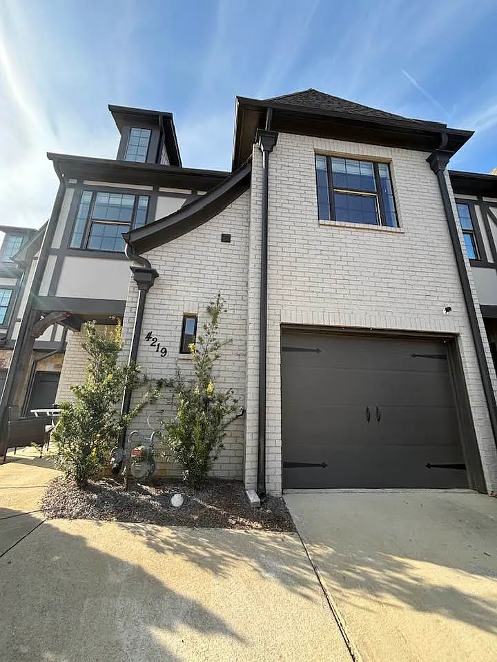 4219 Lennox Drive - Lot 23 Bldg 8 — Photo 2