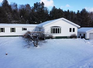 685 Amanda Ln, Ishpeming, MI 49849