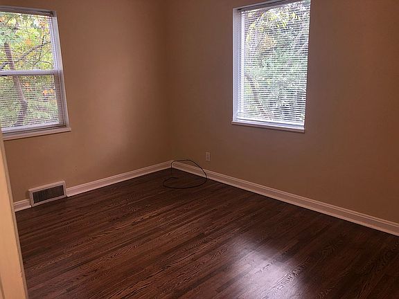 5th image of 1674 Wiltshire Blvd