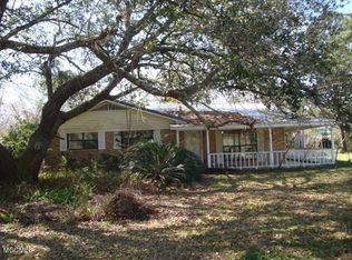 3520 Lennon Dr, Moss Point, MS 39562