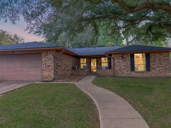 23 Haven Cir, Denison, TX 75020