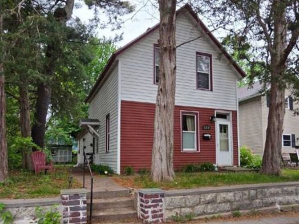 228 William St N #1
