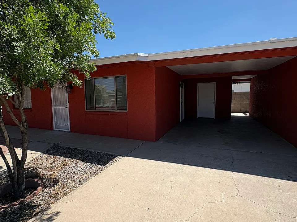 1014 N Seminole Ave