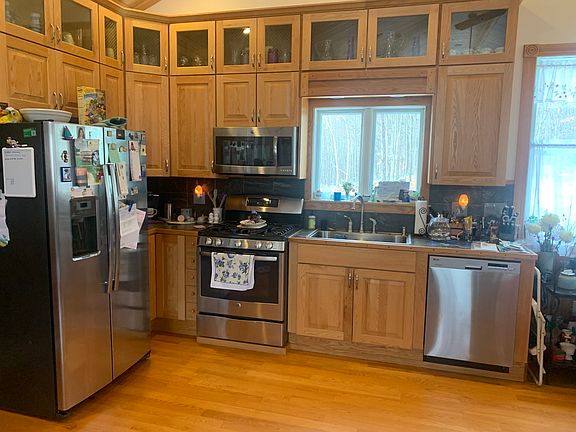 3rd image of 3403 Hancock Rd #D