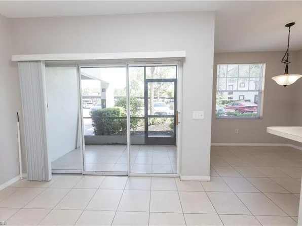 7975 Preserve Cir APT 1013, Naples, FL 34119
