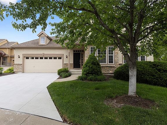 3rd image of 9827 Nieman Pl