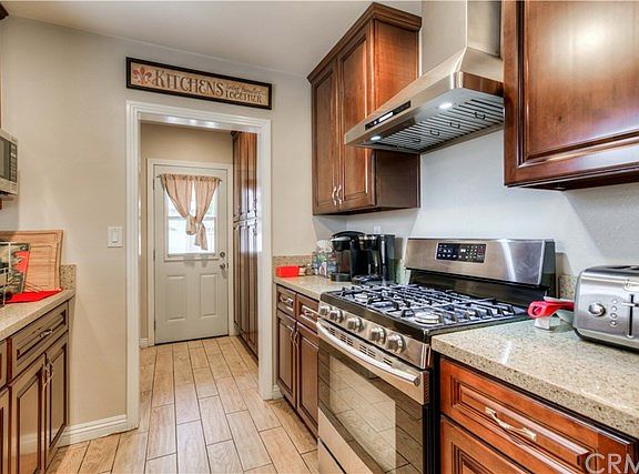 4th image of 355 N Walnuthaven Dr