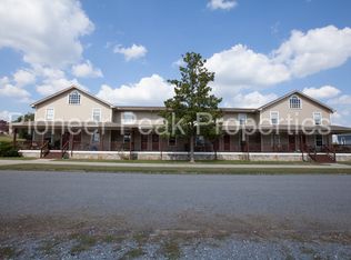 433 Barnhardt Cir, Fort Oglethorpe, GA 30742