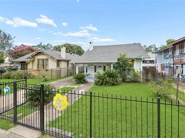 2831 Calhoun St, New Orleans, LA 70118