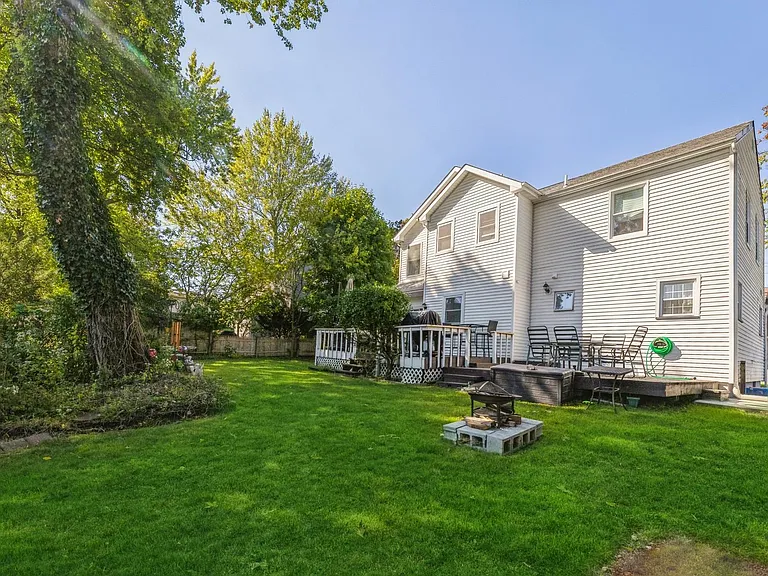 326 Brookside Ave — Photo 26