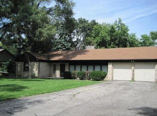 14340 Newell Dr, Brookfield, WI 53005