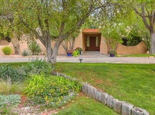 6504 Avenida La Cuchilla NW, Los Ranchos De Albuquerque, NM 87107