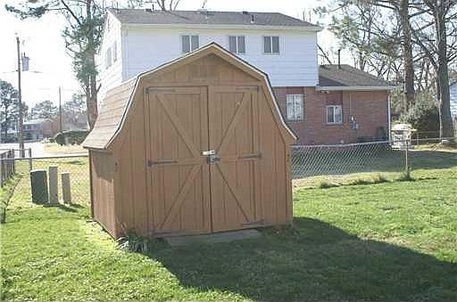 5th image of 5813 Susquehanna Dr