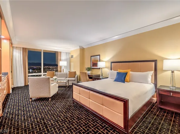 2000 N Fashion Show Dr Unit 3218, Las Vegas, NV 89109