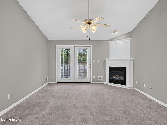 3rd image of 1101 Powerhouse Ln Unit 204
