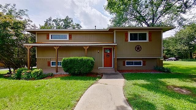 1st image of 809 S Brown Ave
