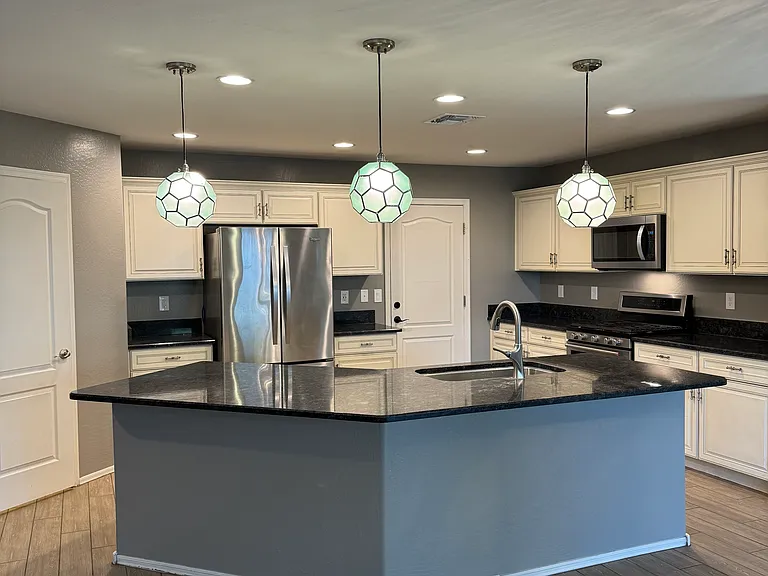 Kitchen 2