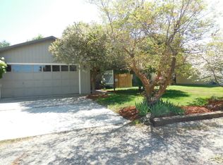 317 Chapel St, Cashmere, WA 98815