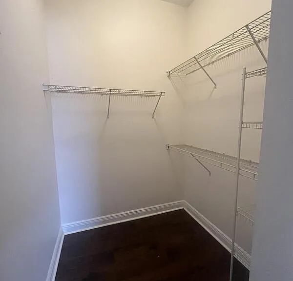 2119 Montclair Dr — Photo 9