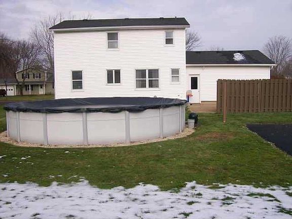 2nd image of 25 Tallwood Dr
