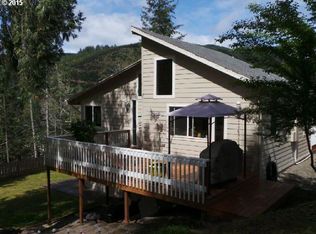 490 Dawson Dr, Winston, OR 97496