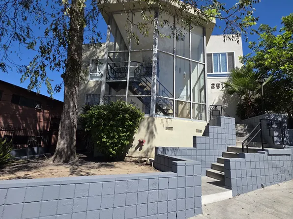 2515 Ocean View Ave #109, Los Angeles, CA 90057