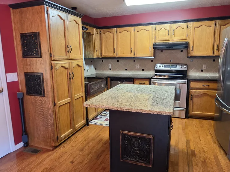 3115 Dogwood Ln — Photo 19