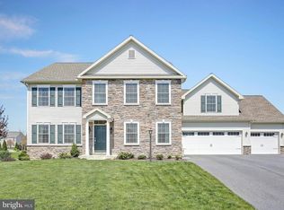 5 Bellwood Ct, Carlisle, PA 17013