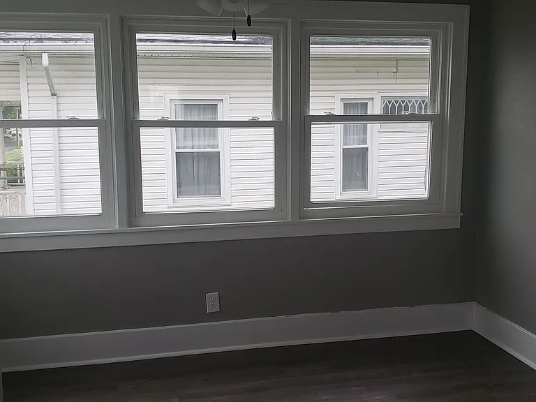 1029 S Buckeye St — Photo 2