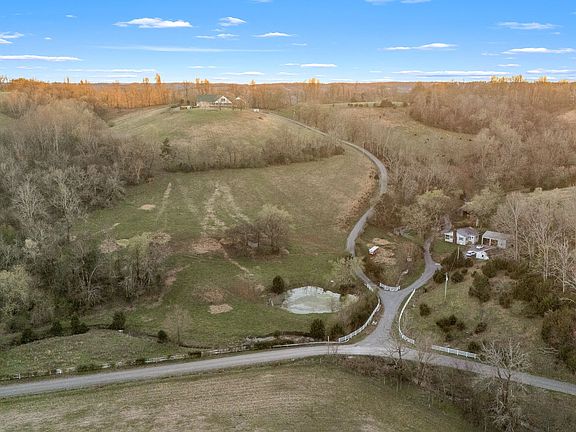 5th image of 499 Mount Herman Rd