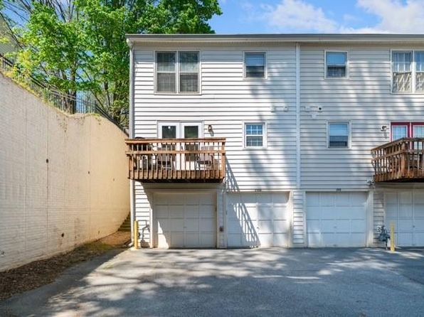 200 High Creek Dr, Roswell, GA 30076