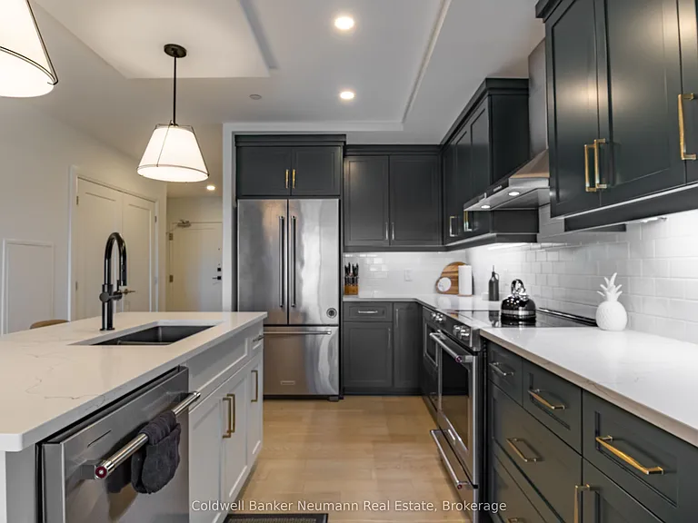 71 Wyndham St S #1206 — Photo 3