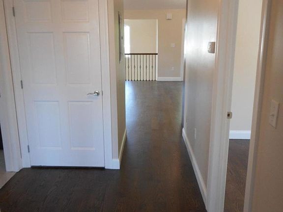 5th image of 53 Cuba Ave #2